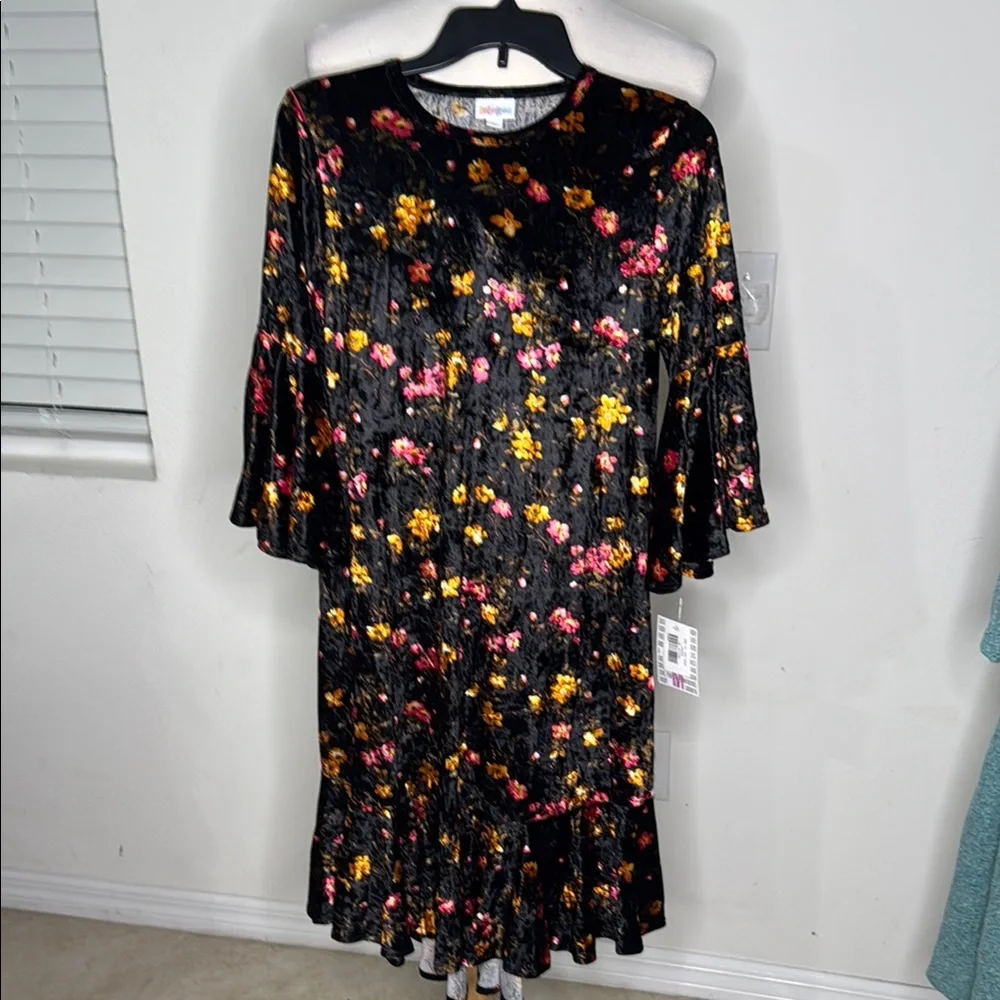 Lularoe Floral Velvet Dress 17” bell sleeve size medium PTP